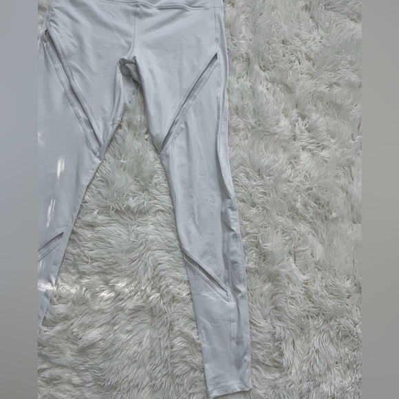 Forever 21 White Cutout Athletic Leggings Size XS - Picture 3 of 14